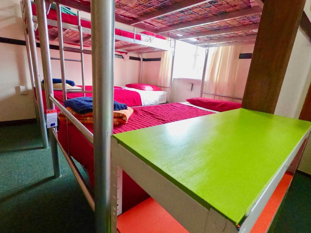 Ducks & Drakes Boutique Motel & Backpackers 뉴플리머스 외부 사진